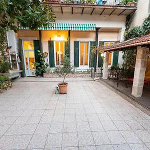 Appartement Anna-maria : Grand 10 Personnes+parking Prive -actif+ Location-, Marseille